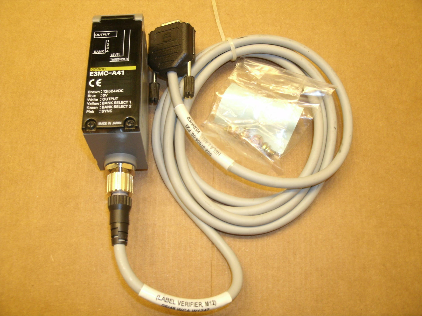 Omron E3MC-A41 RGB Color Sensor. New.