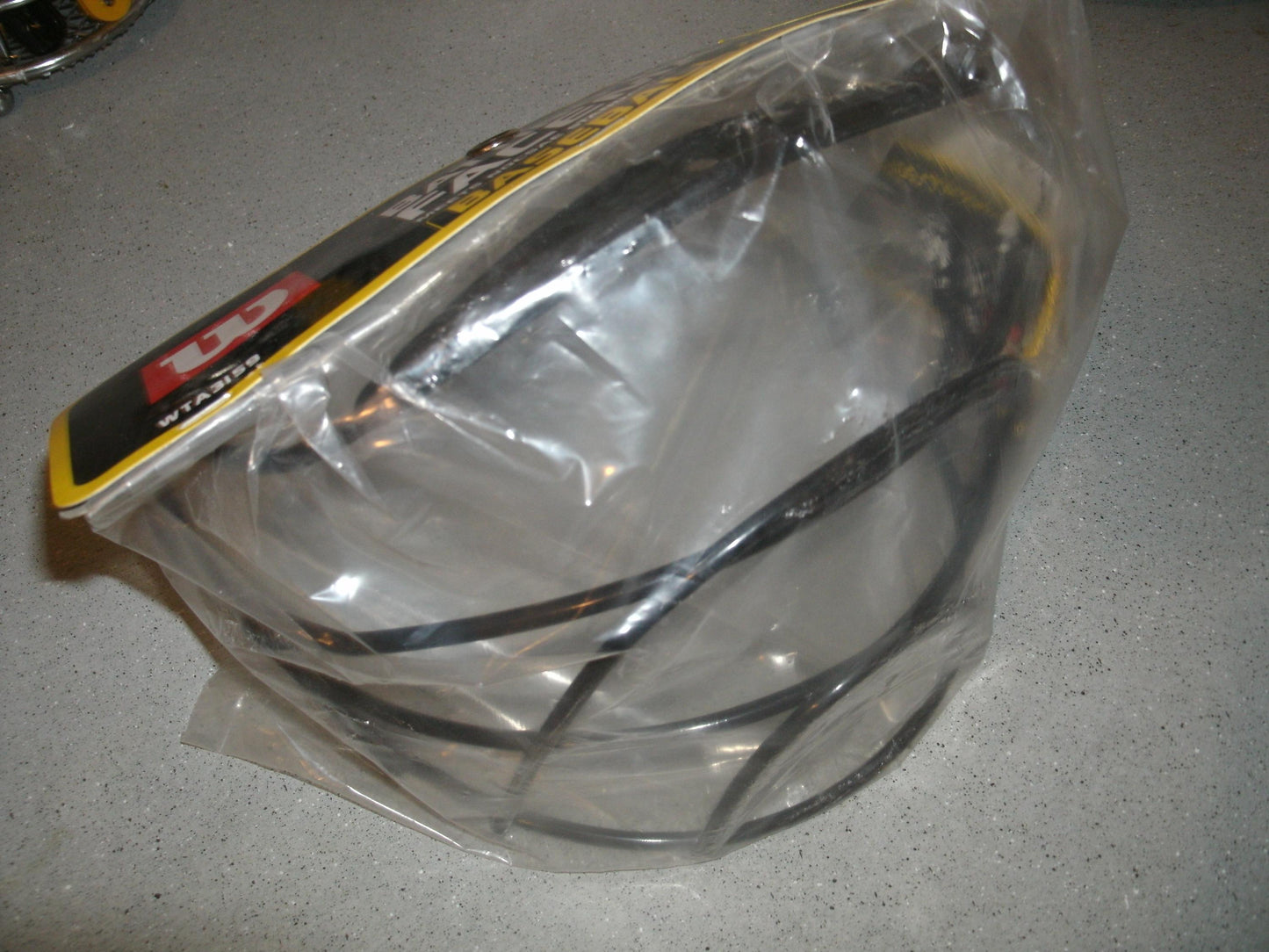 Wilson WTA3159 Batting Helmet Facemask. New.