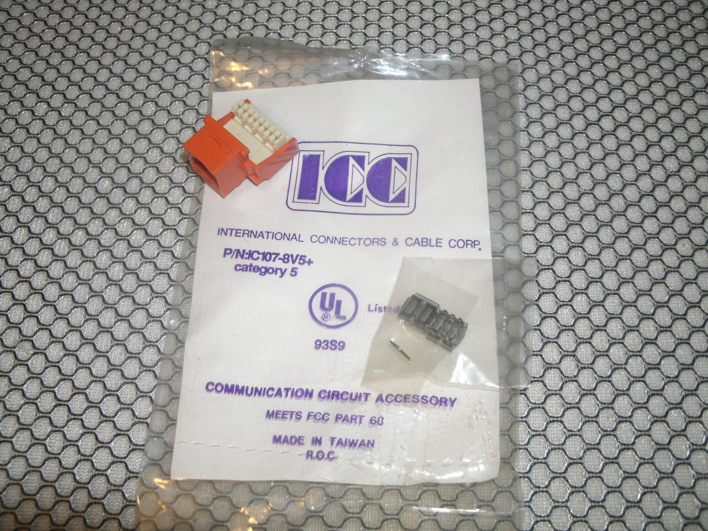 ICC lC107-8V5+ CAT 5 Connector. New.