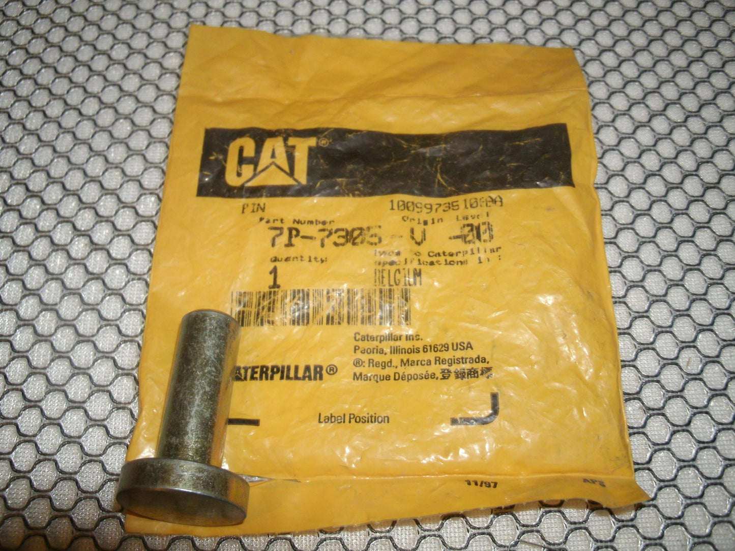 Caterpillar 7P-7305 Pin. New.