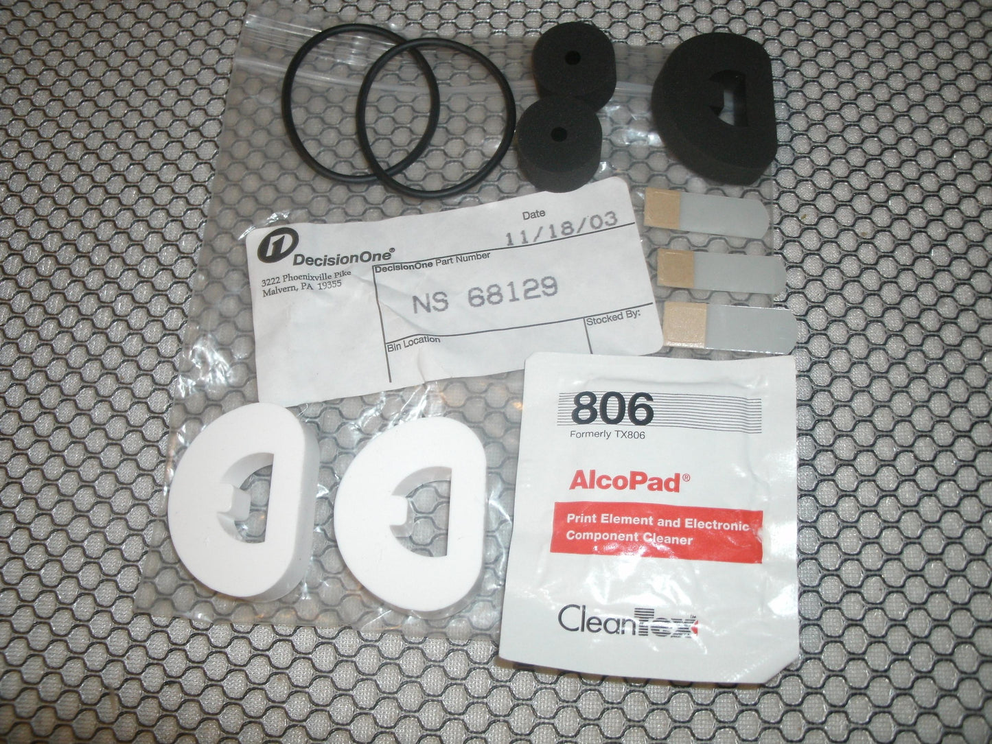 DecisionOne NS-68129 Kit. New.