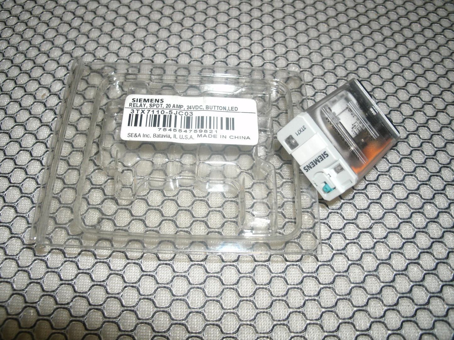 Siemens 3TX7110-5JC03 Relay. New. (39)
