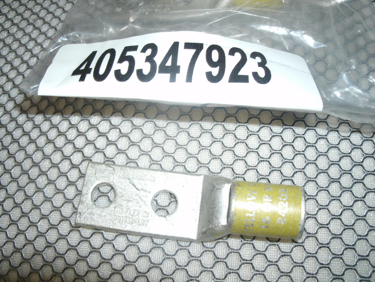 Lucent 405347923 Commnet-2 Hole Flex Lug Stnd.