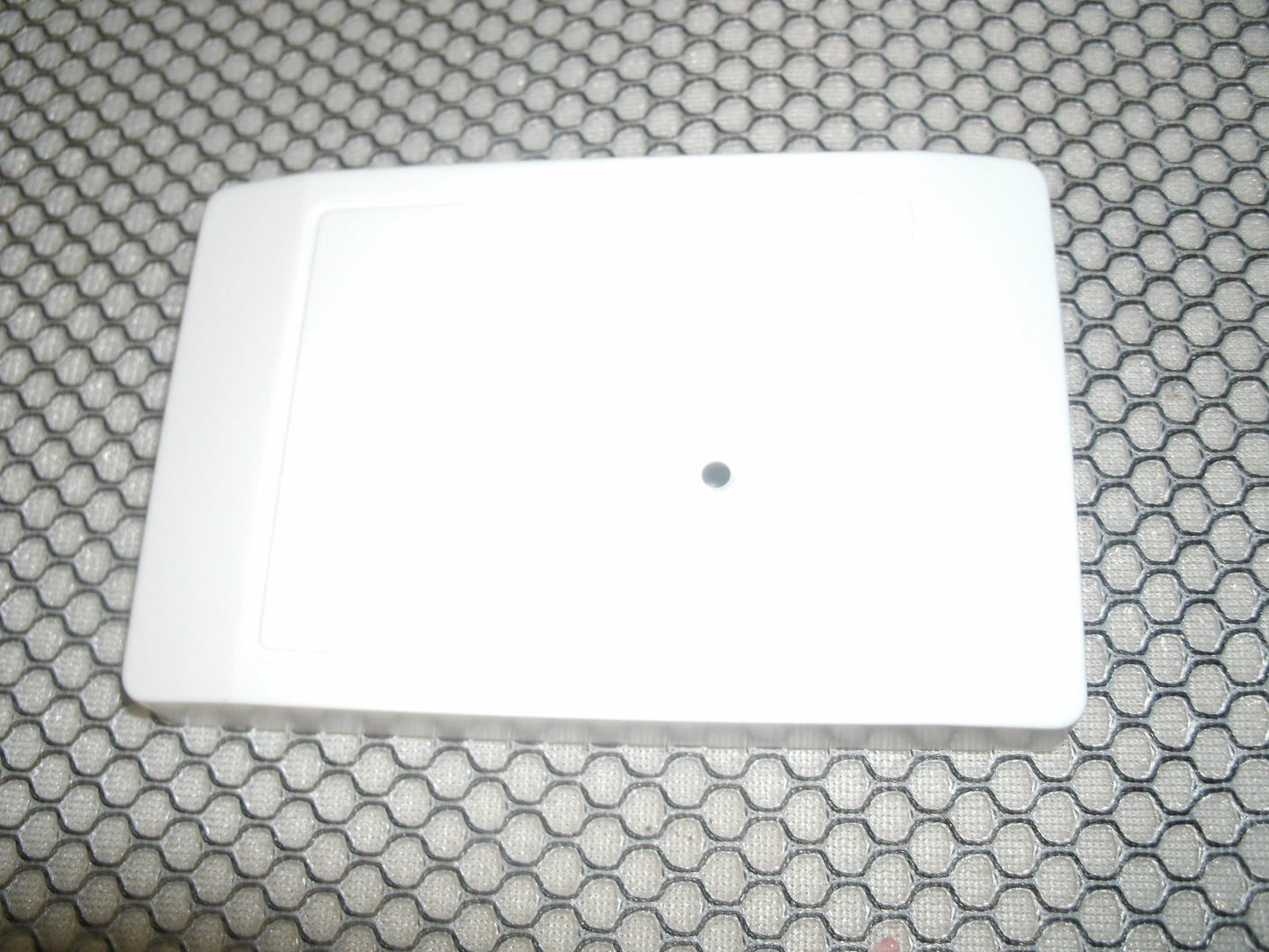 HID 5395-104-01 ThinLine II Proximity Wall Switch Cover. (42)