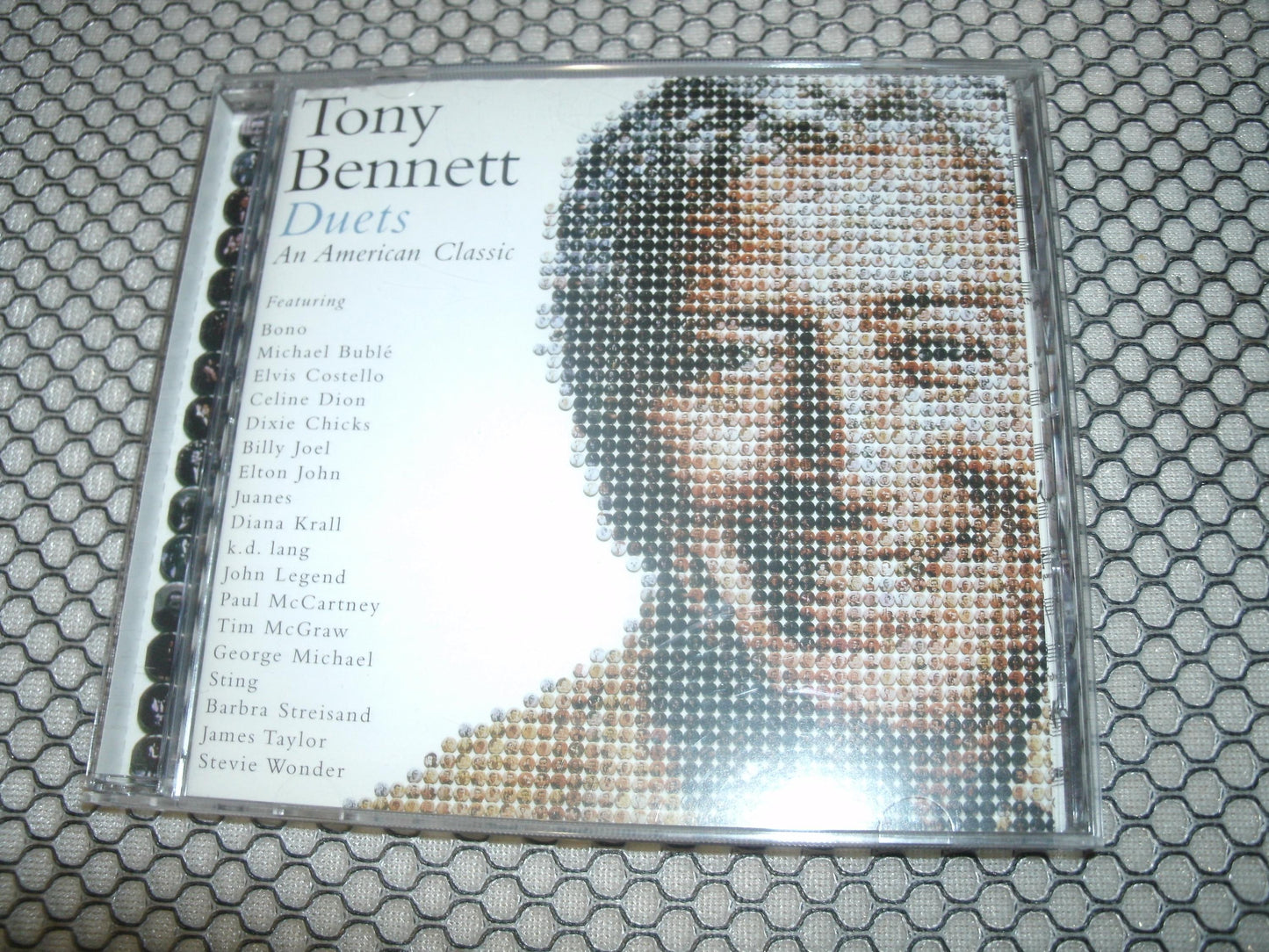 Tony Bennett. Duets. An American Classic. 828768097922.