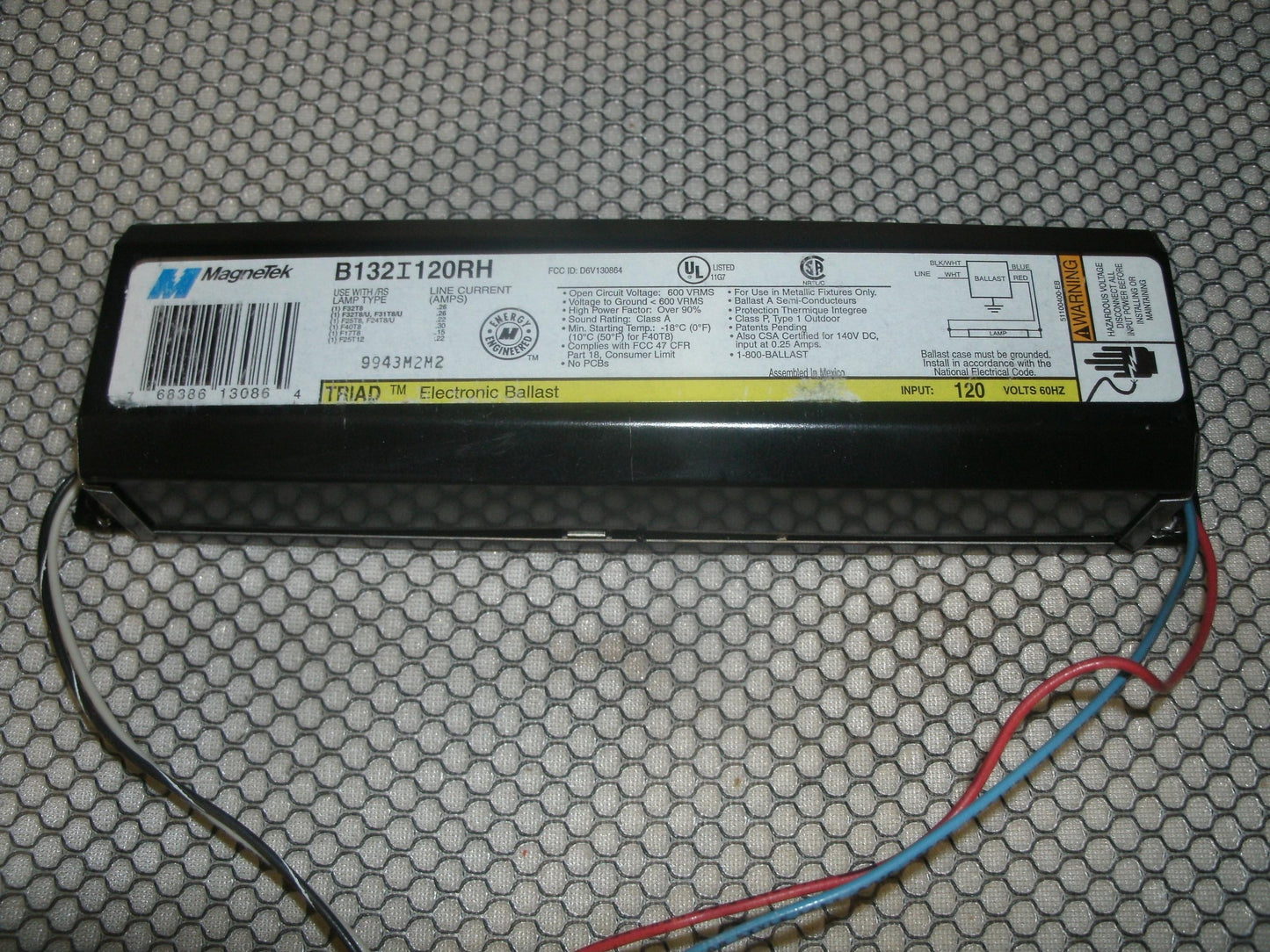 MagneTek B132I120RH Ballast. New. 768386130864. (Clos)