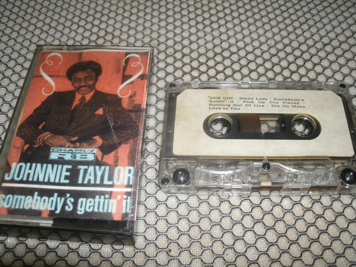Johnnie Taylor. TC CRB 1216. Somebody's Gettin' It.
