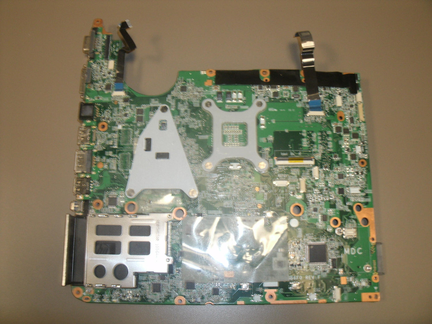 HP 605698-001. DAOUP6MB6F0 REV: F Motherboard. Used.