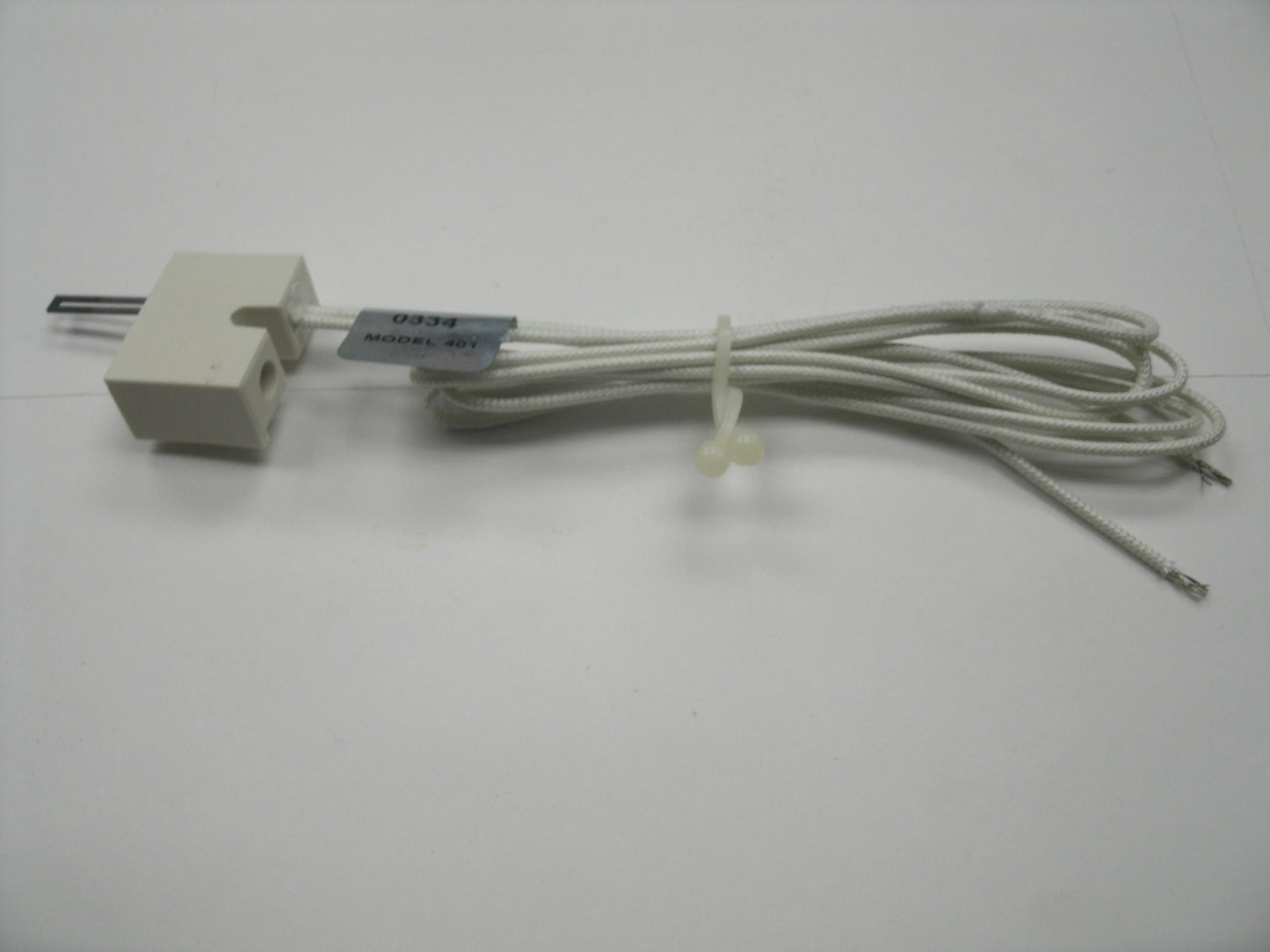 Southbend SB4440385 Ignitor, Hot Surface Square. Used.