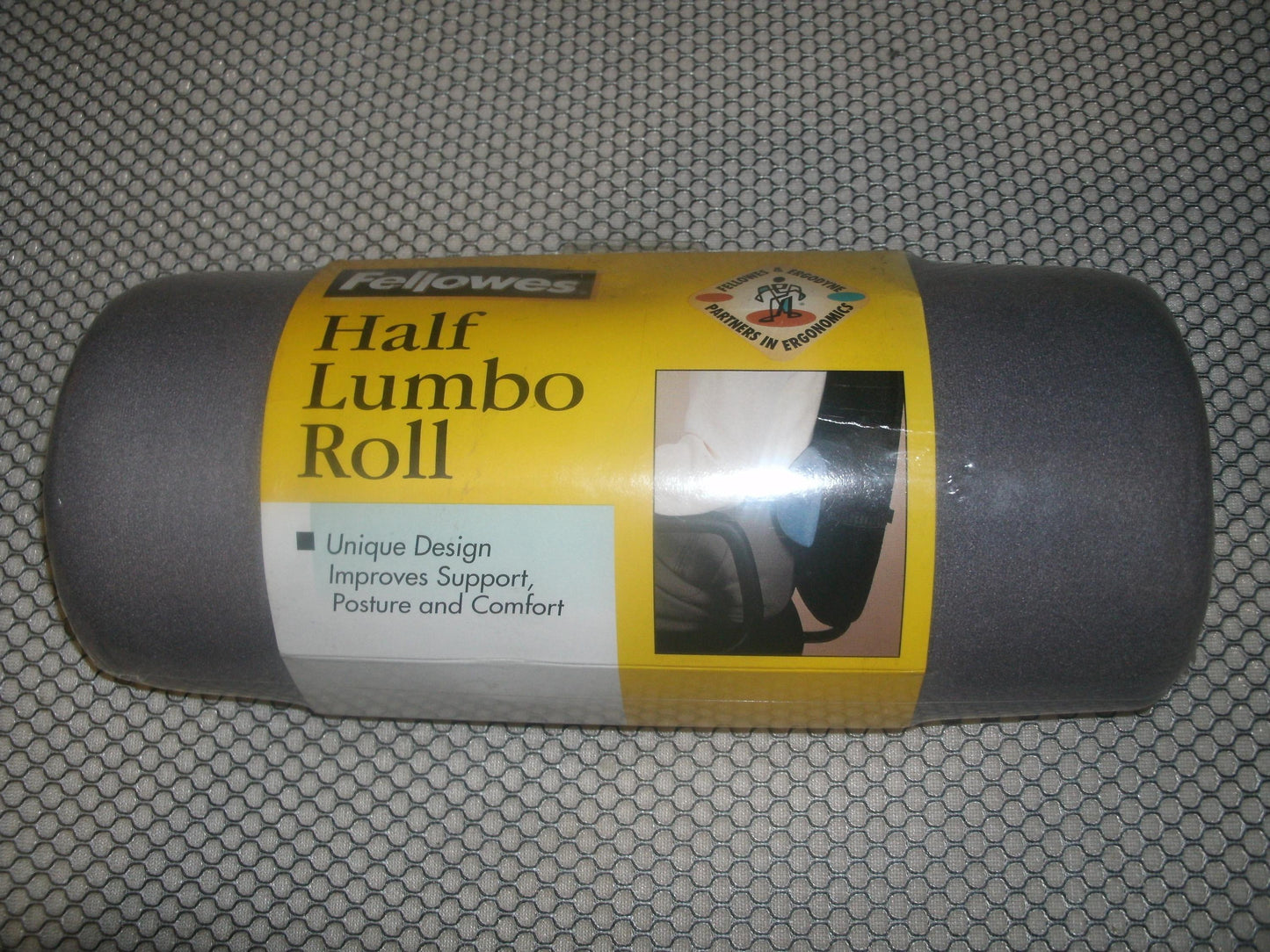 Fellowes 91932 Half Lumbo Roll. 077511919329.