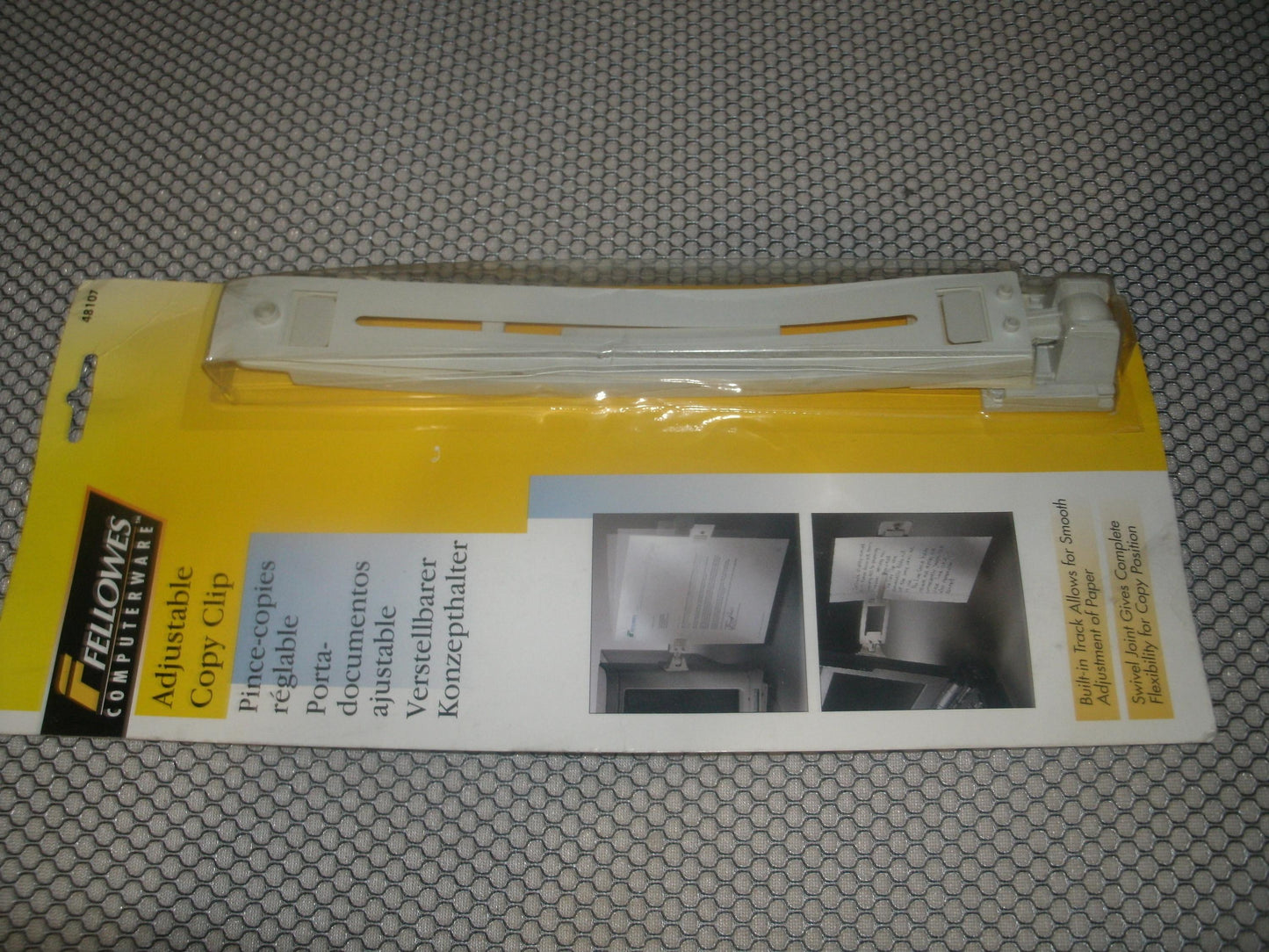 Fellowes 48107 Adjustable Monitor Copy Clip. New.