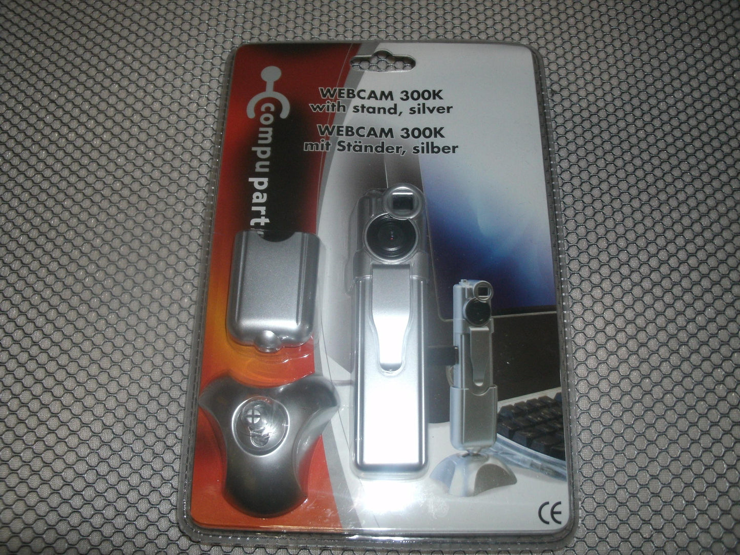 Compuparts 300K USB Webcam With Stand. New.