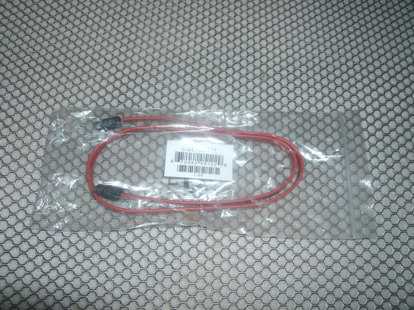 Super Micro CBL-0044L SATA 2' Red Cable. CBL0044L. New.