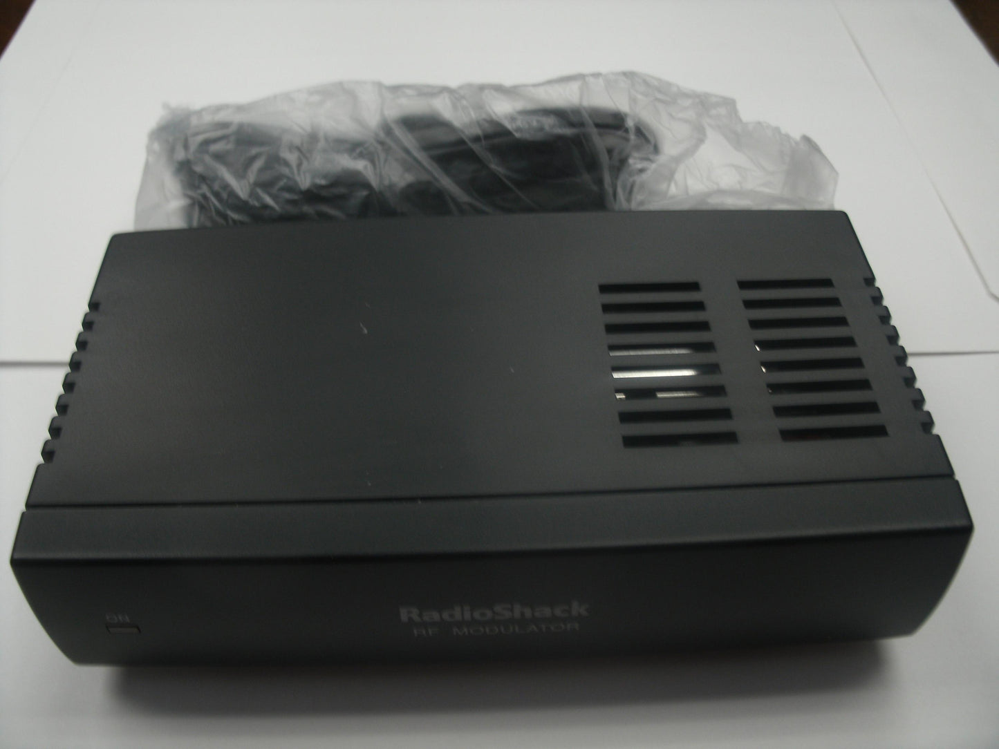 Radio Shack Video RF Modulator. 15-1244. New.