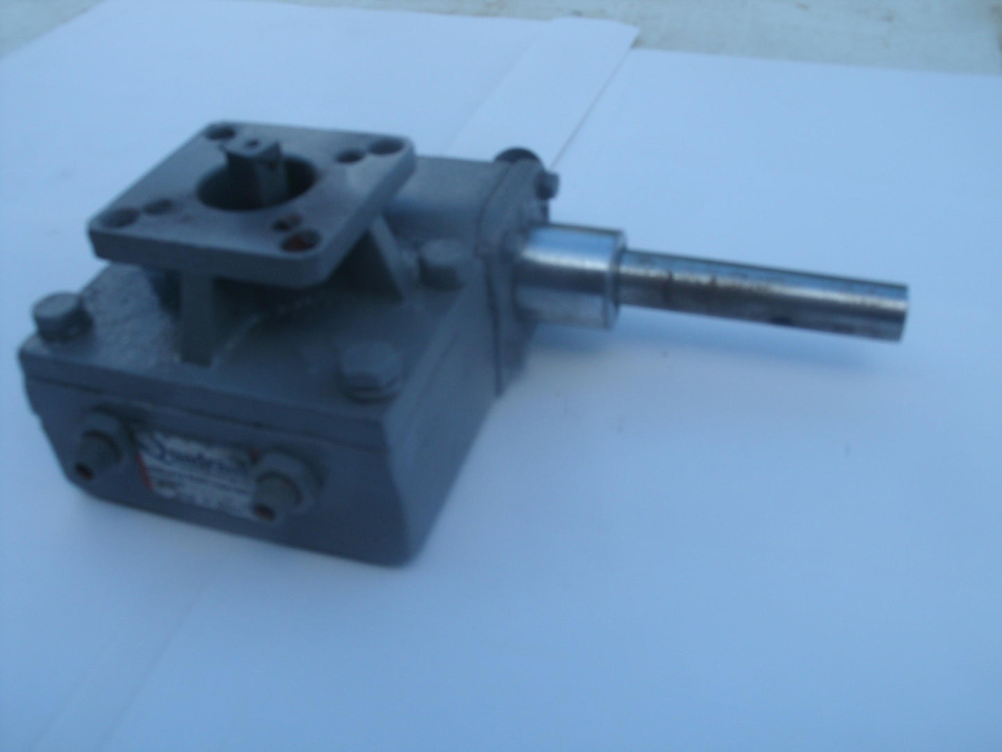 Quadrant DG8-F07/F10-17MM/17MM-12 Actuator Valve. Used.