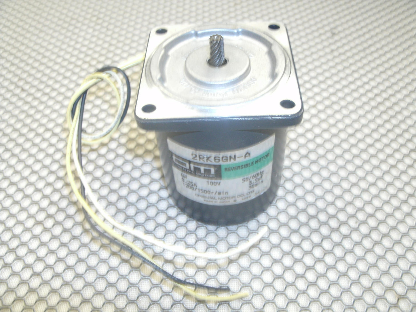 Oriental Motor 2RK6GN-A Gear Head Motor. (C2)