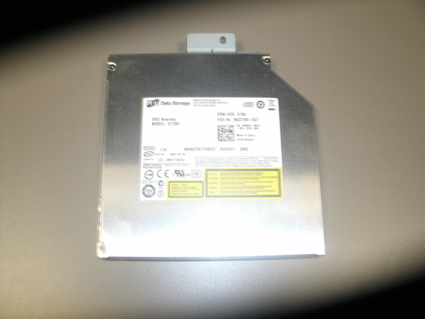 Hitachi-LG GT10N Super Multi DVD Rewriter. Working Pull.
