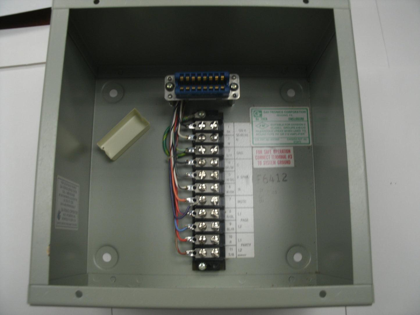 Gai-Tronics 702A Enclosure. New. F6412 12.