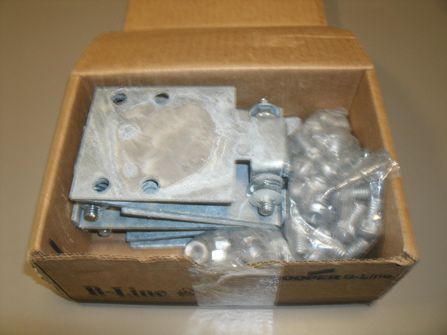 Cooper B-Line Galvanized Corner Splice Plate. New.