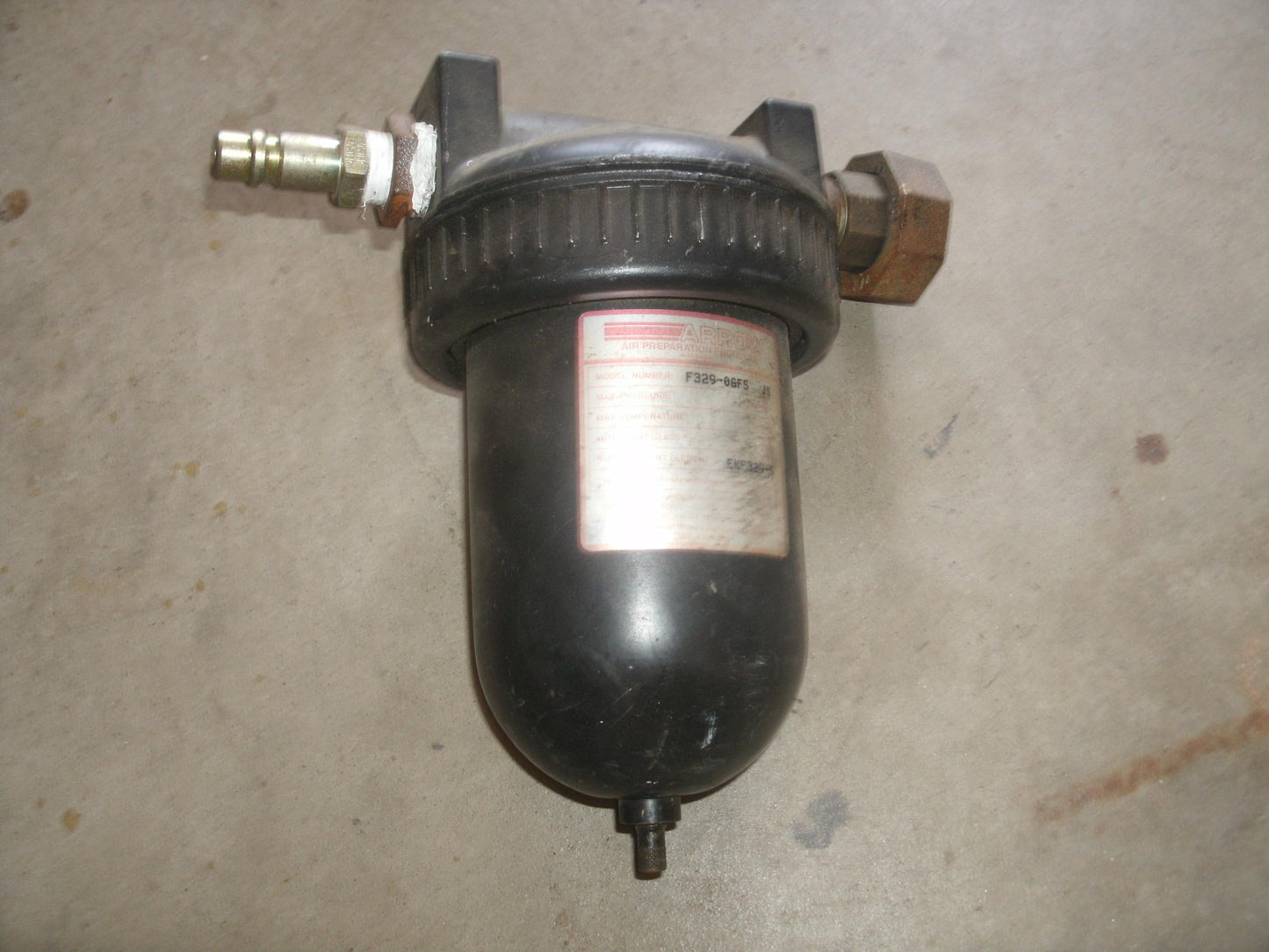 Arrow F329-06F5 , Pneumatic Filter Housing. Working Pull.
