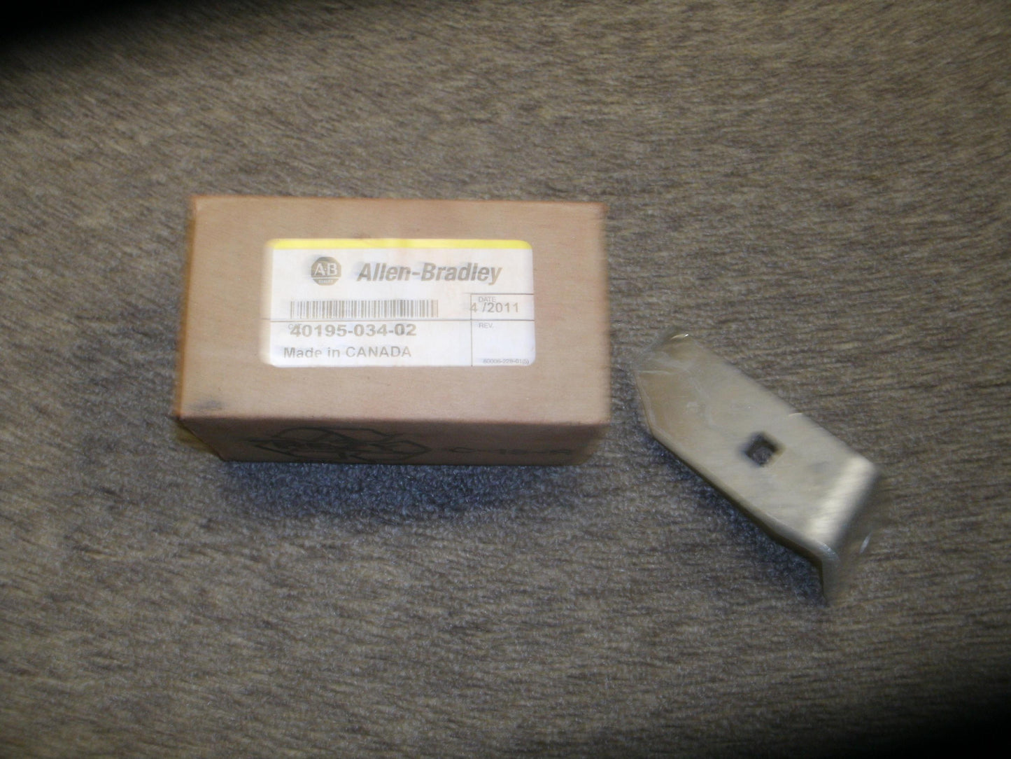 Allen Bradley 40195-034-02 Bracket. New. (31)