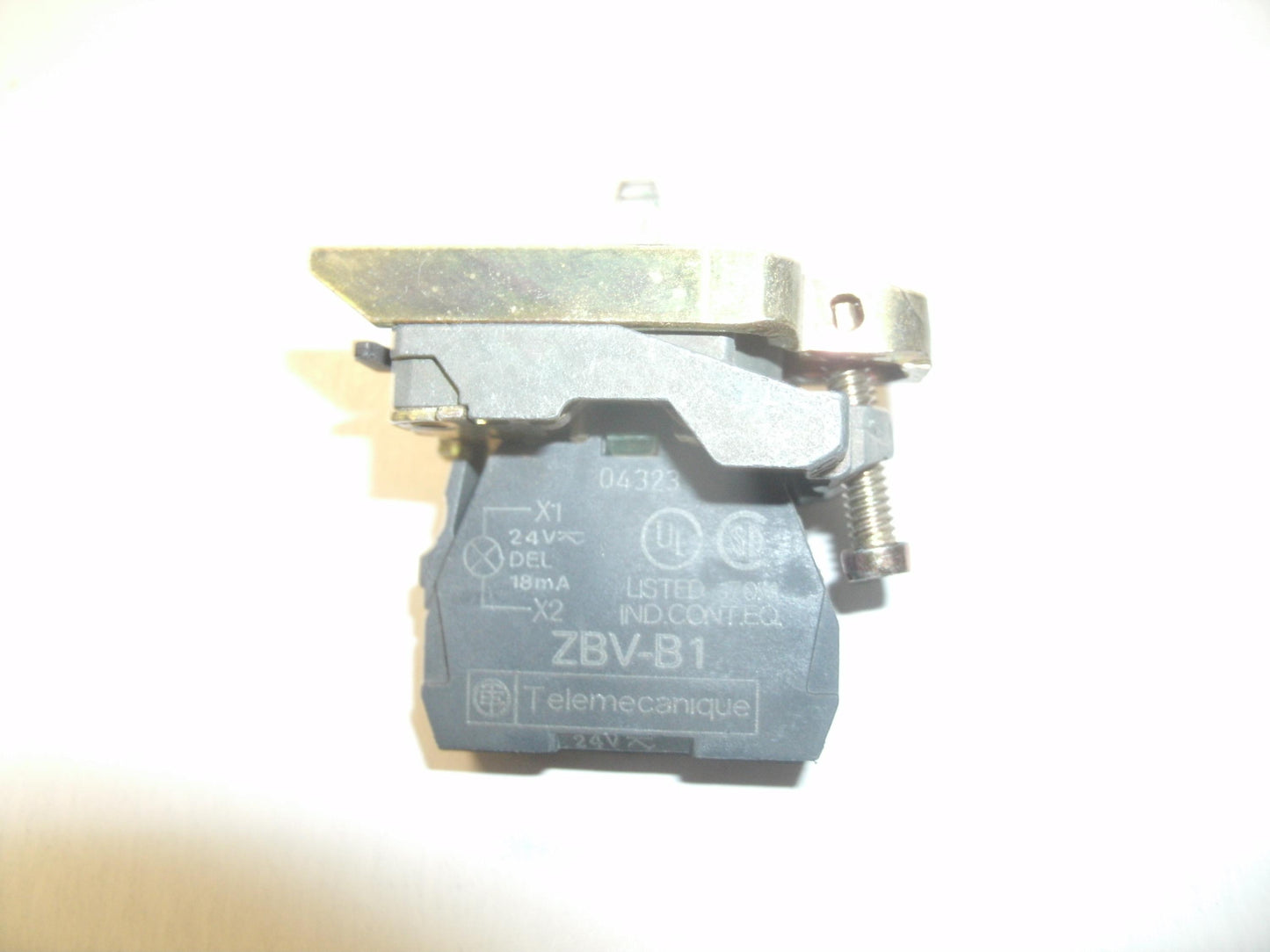 Telemecanique ZBV-B1 Contact Block LED 24V 22MM Terminal. (31)