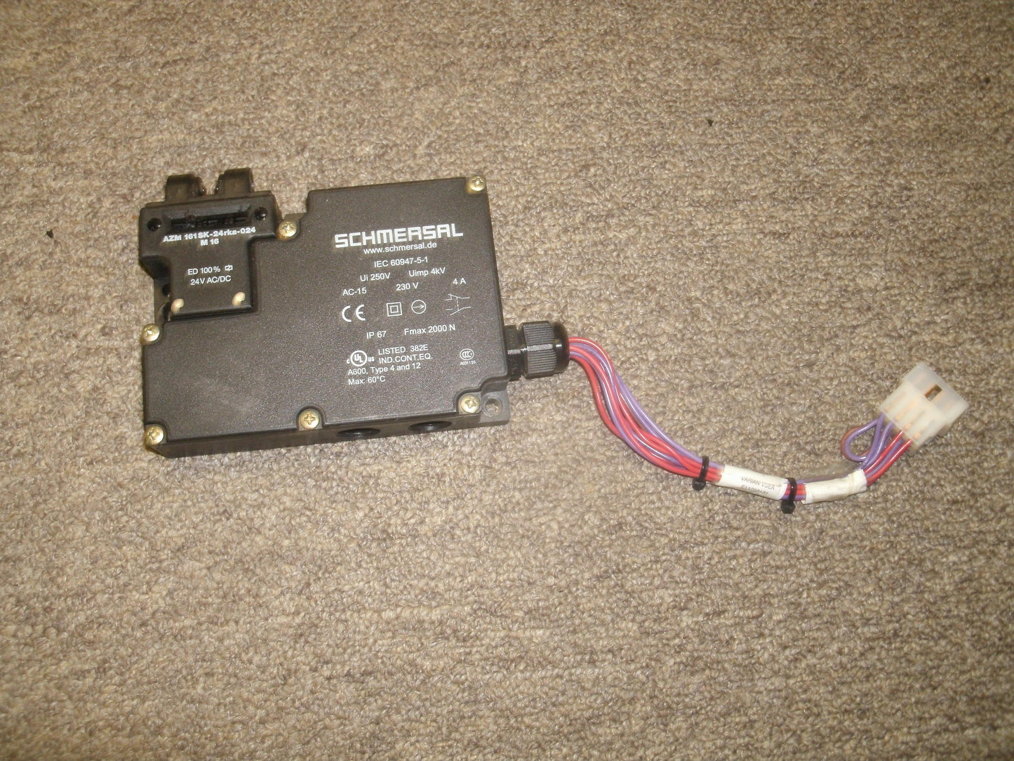 Schmersal IEC 60947-5-1 Safety InterLock Switch. Used. (38)