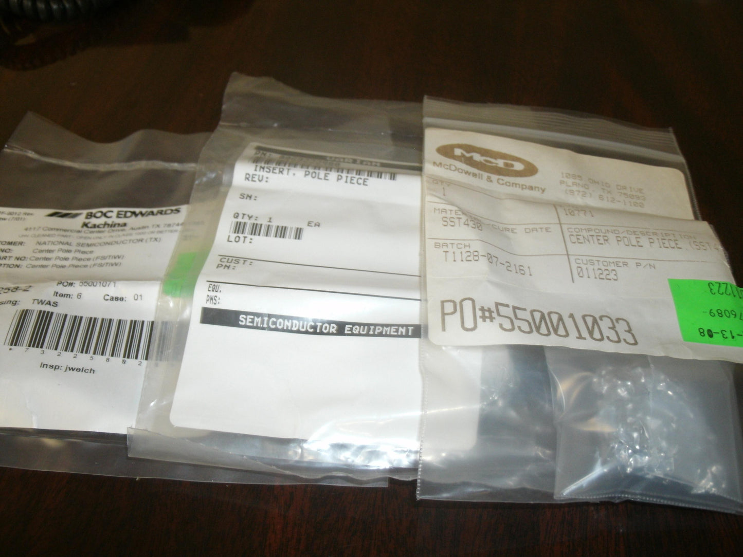 BOC Edwards 011223 Center Pole Piece. New. (37)