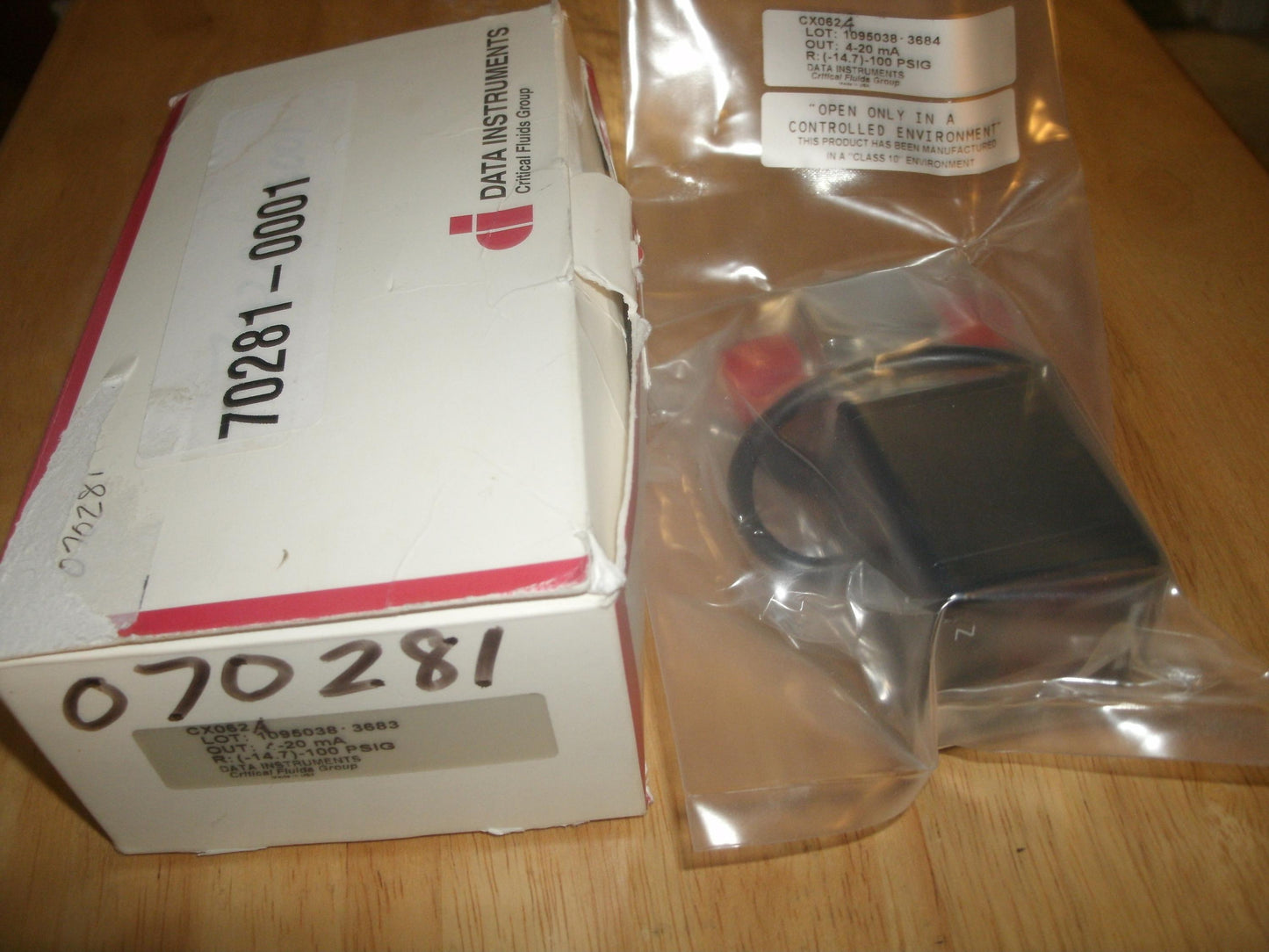 Data Instruments CX062, CX062A. Pressure Transducer. (B10)