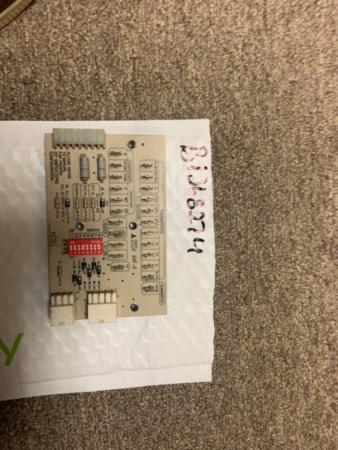 Goodman Amana B1368274 Rev: A Heat Pump Circuit Board. (D)