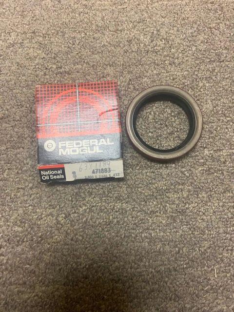 Federal 471883 Mogul National Oil Seals. 63X1189. 2.000 X 2.686 X .437. New.