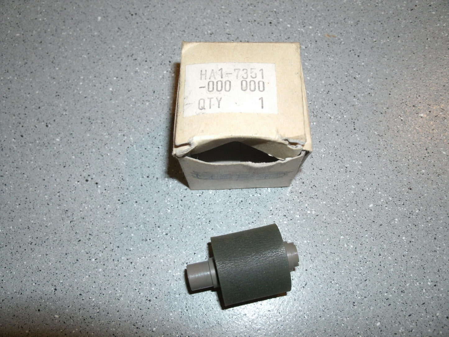 Canon HA1-7351-000 Separation Roller. New.