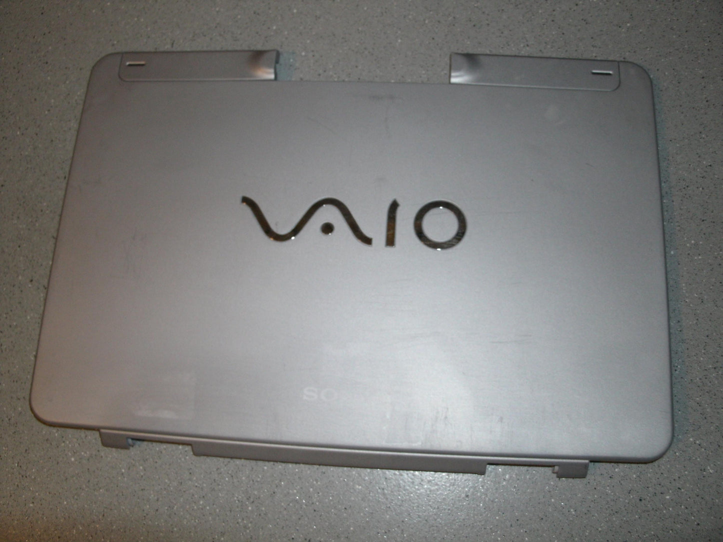Sony Vaio 4-682-147 PCG-TR LCD Back, Rear Cover. 10.6".