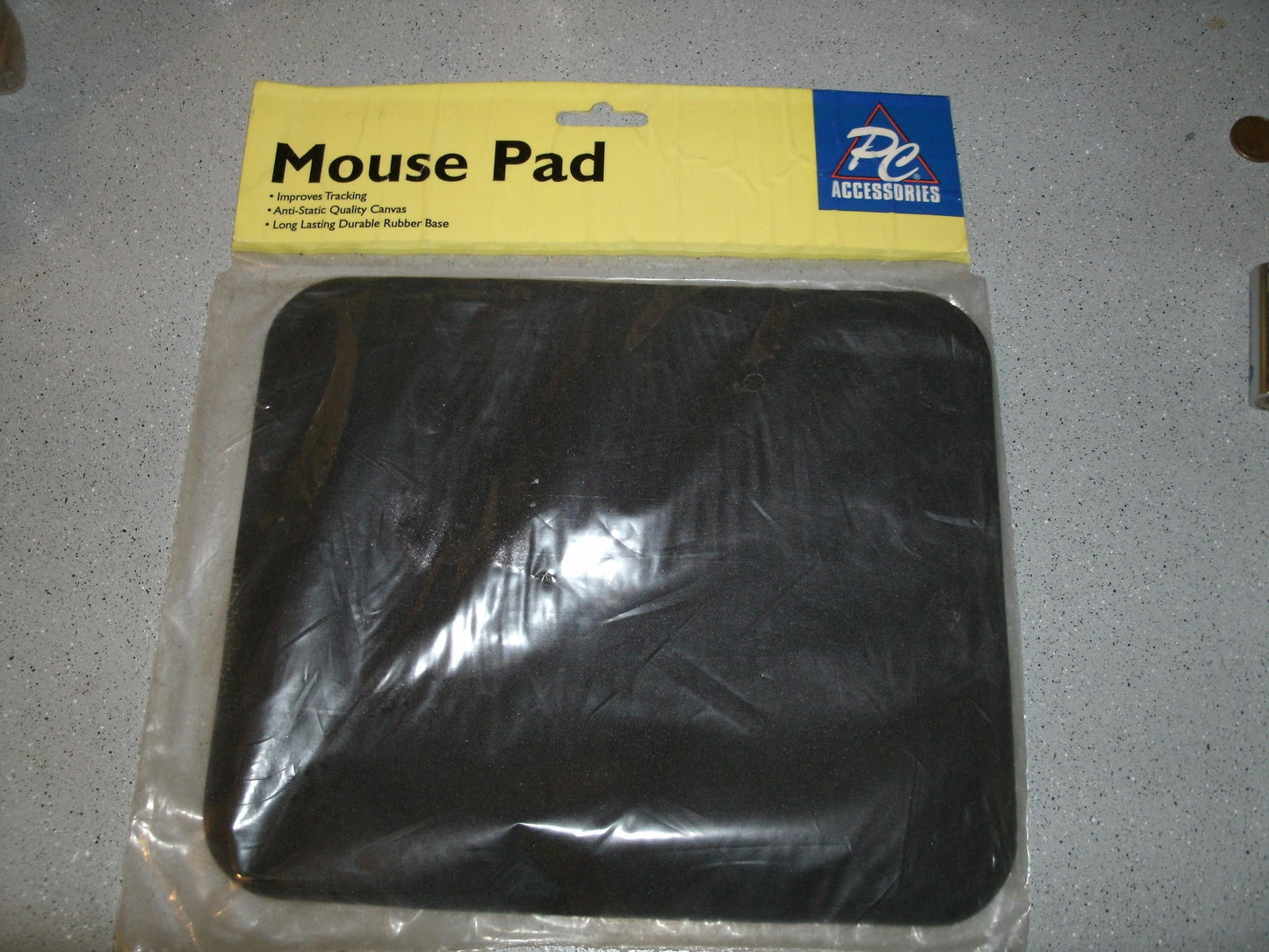 PC Accessories A67230 Black Mouse Pad. 736353672303.