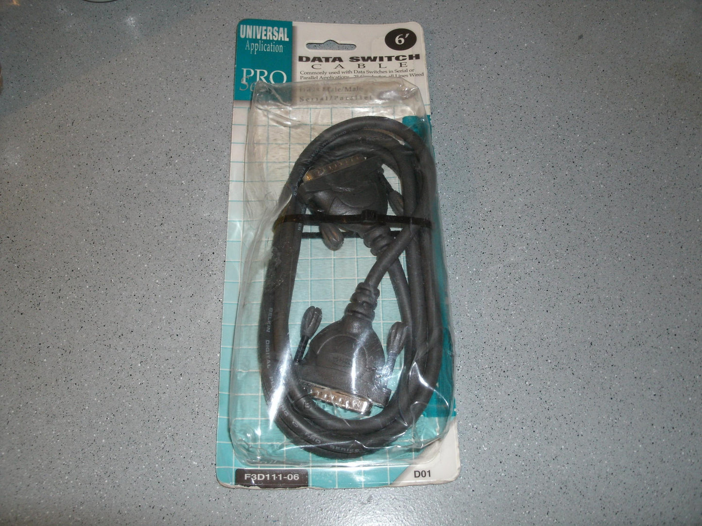 Belkin F3D111-06 6' DB25 Male to Male Serial/Parallel Cable