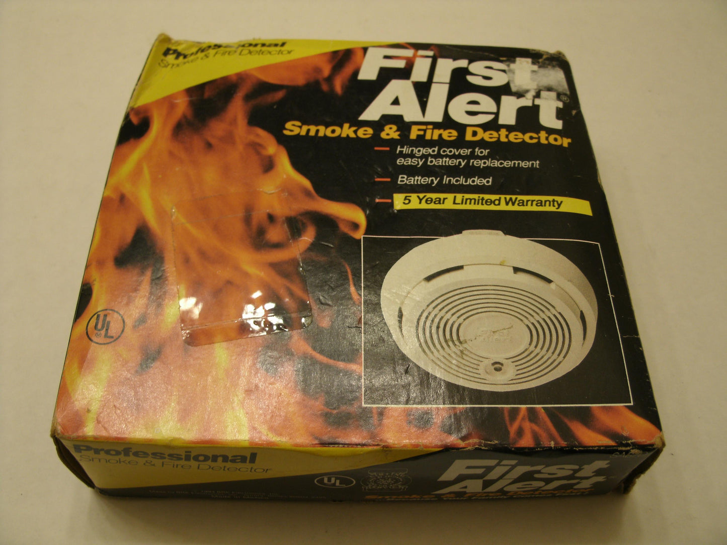 First Alert 83R Smoke and Fire Detector. UPC: 030699206810.