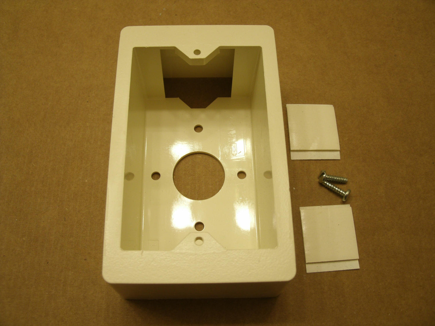 AMP 558251-1. Almond Surface Mount Box. New.