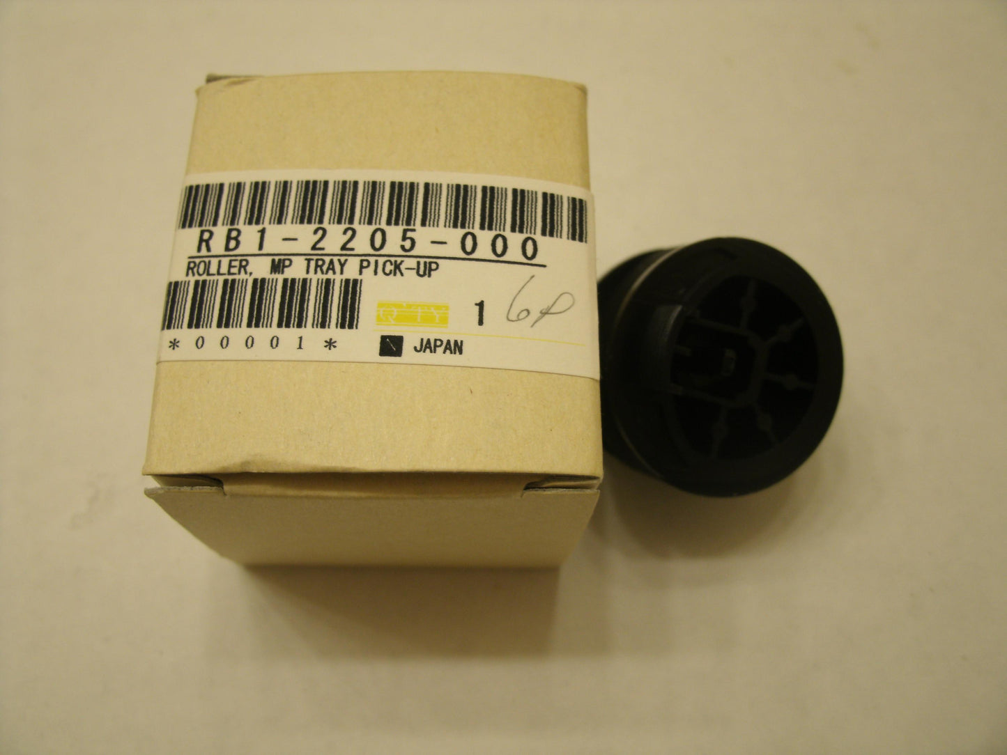 HP RB1-2205-000 Pickup Roller. Oval Shaped. NEW. OEM.