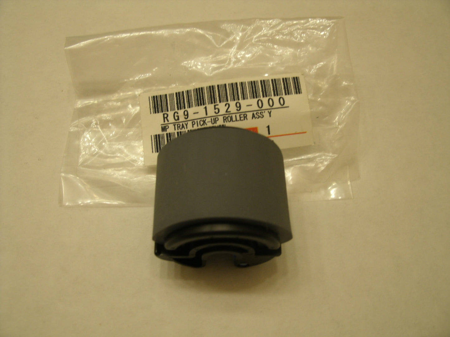 HP RG9-1529-000 Tray Pick-up Roller. New. OEM.