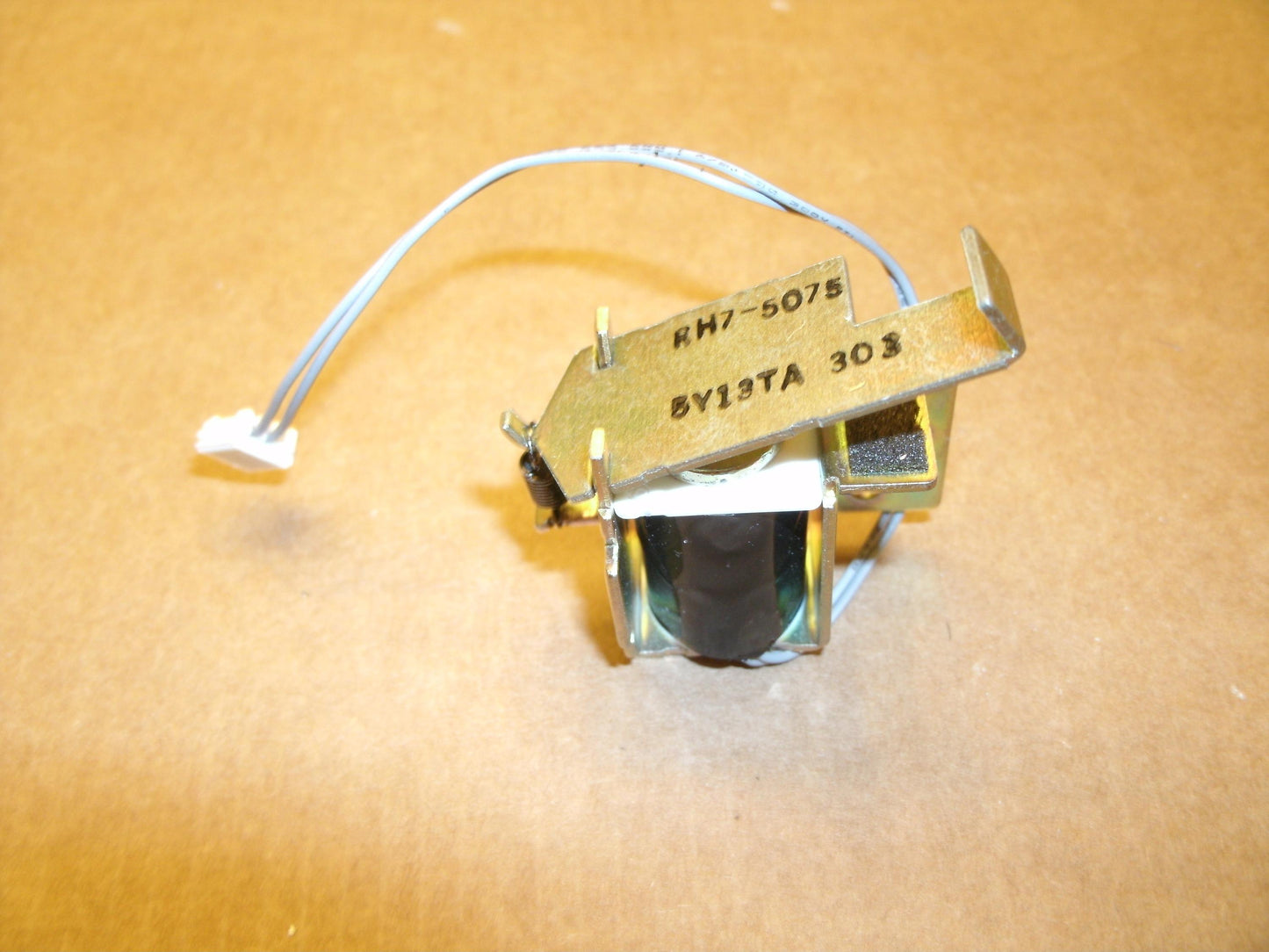 HP RH7-5075-000 Pickup Solenoid SL2 RH75075. Refurbished.