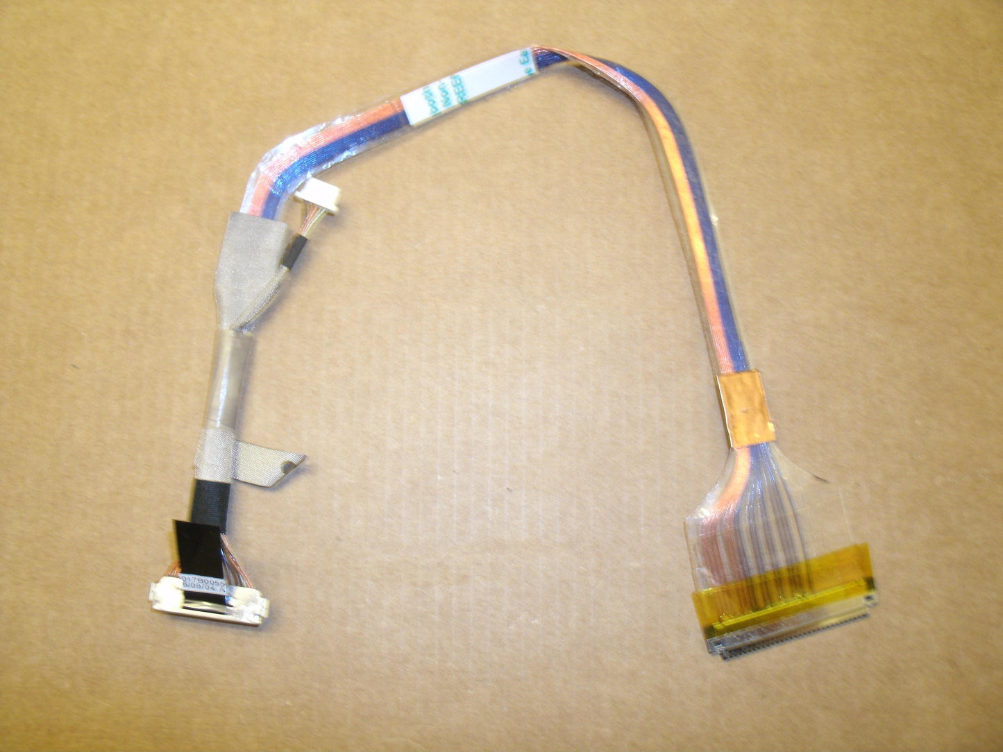 HP Compaq 6017B0055901 LCD Ribbon Cable. New.