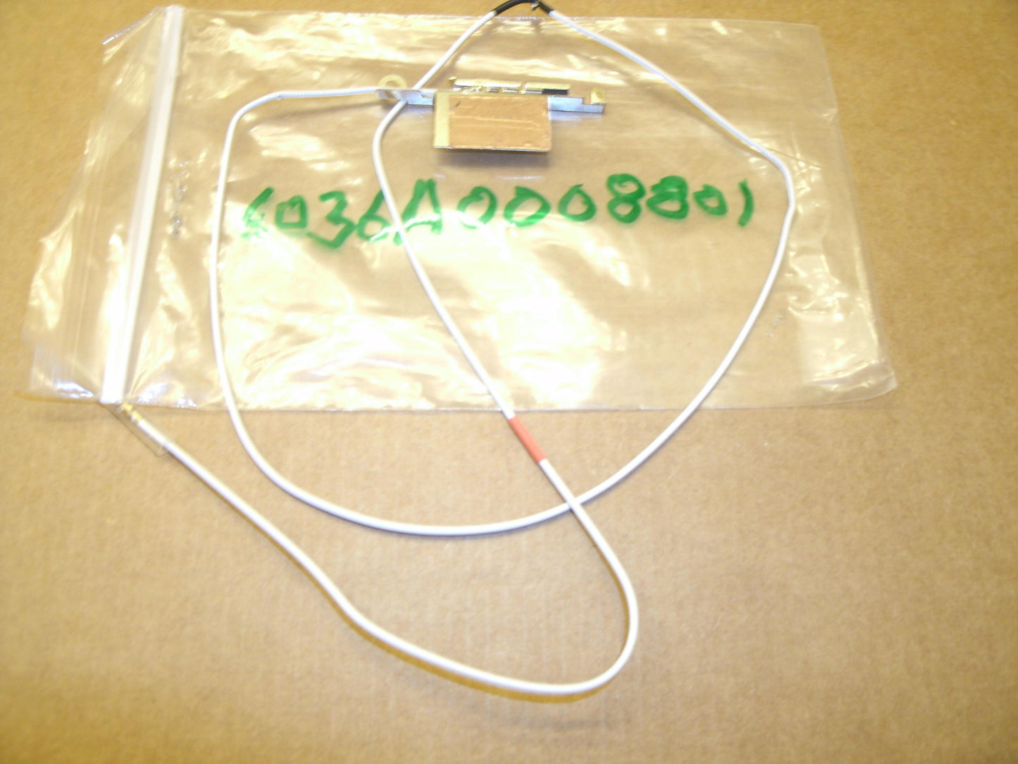 HP Compaq 6036A0008801 WIFI Antenna. New.