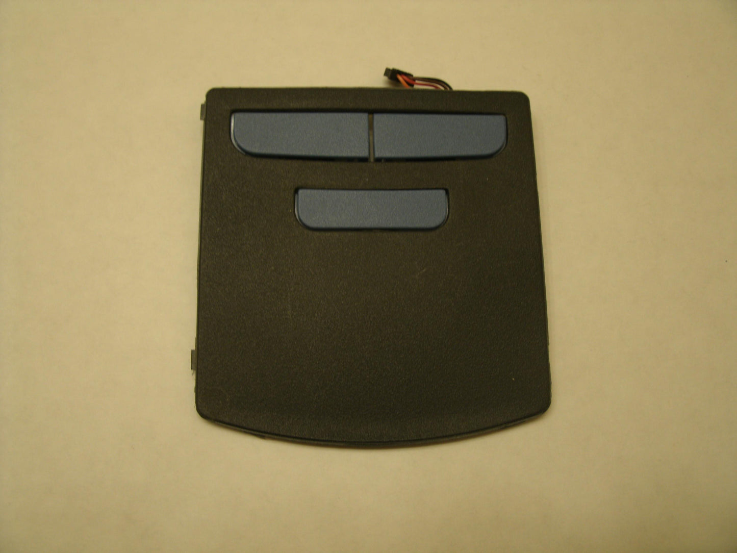 Compaq 135226-001 Mouse Touchpad. 3 Button. Refurbished.