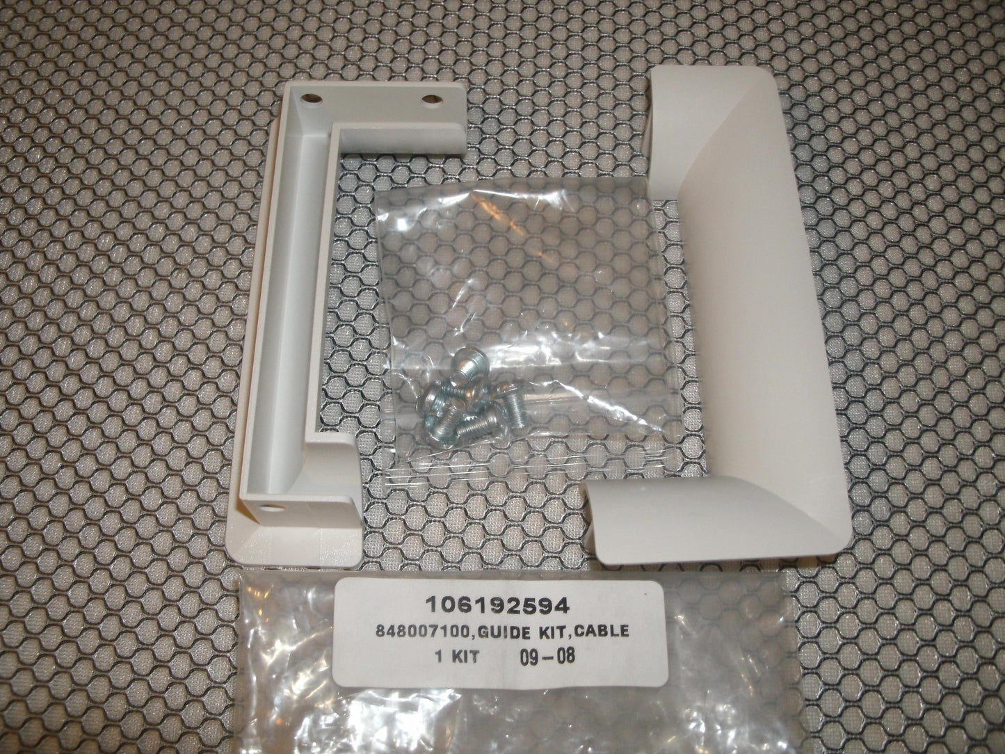 Cable 106192594 Guide Kit. New.