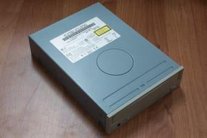 IBM 09N0879 IDE 18X-40X CD-ROM Drive. Refurbished.