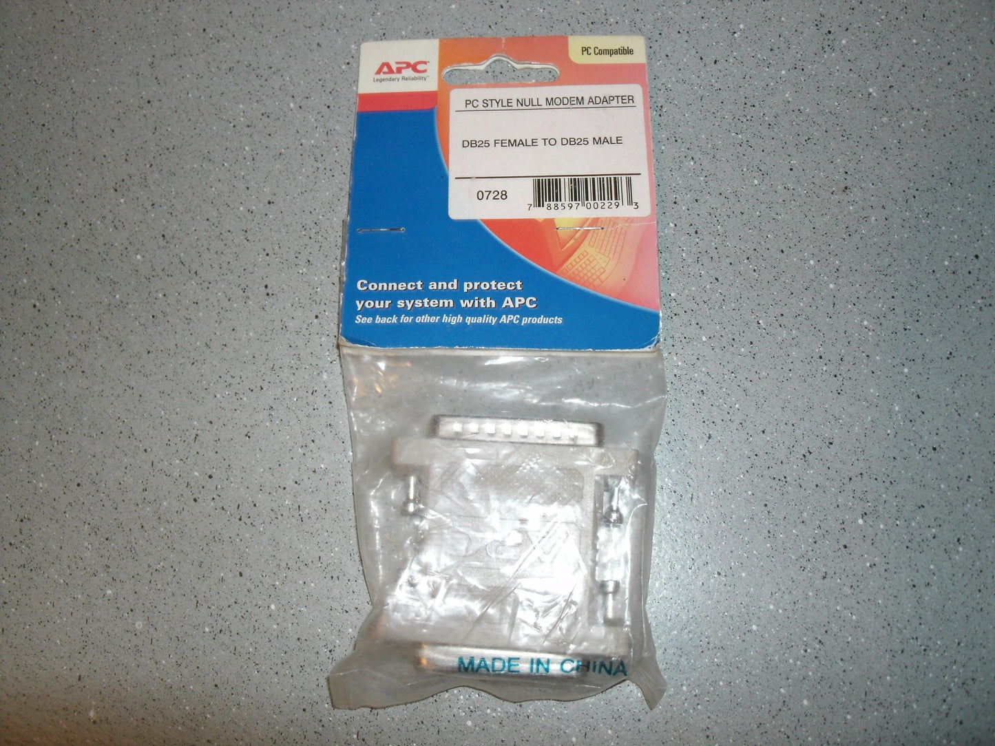APC 0728 DB25 Female to DB25 Male. UPC: 788597002293. (38)