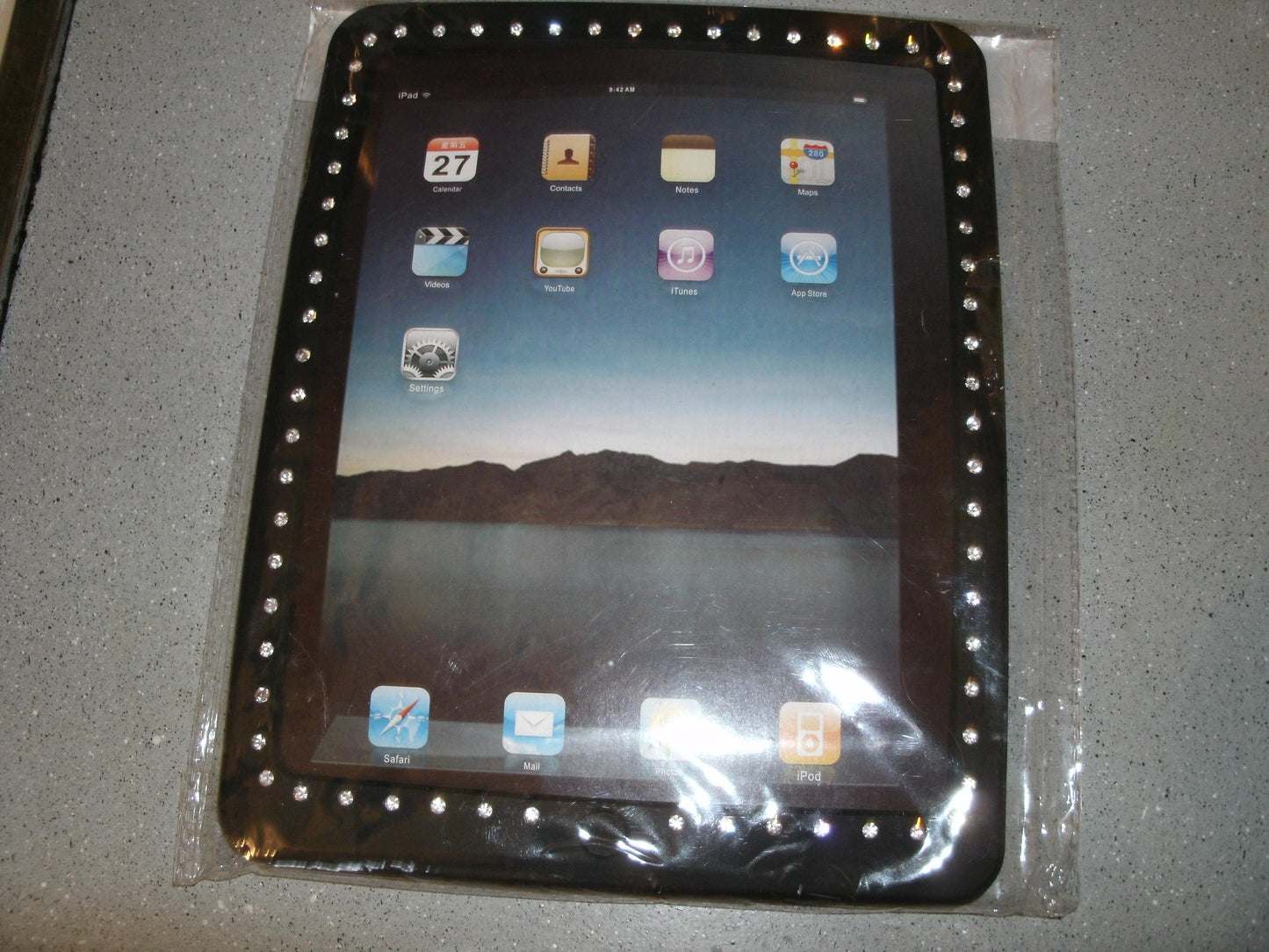 iPad Protective Case with Fake Diamond Trim. Black. New.