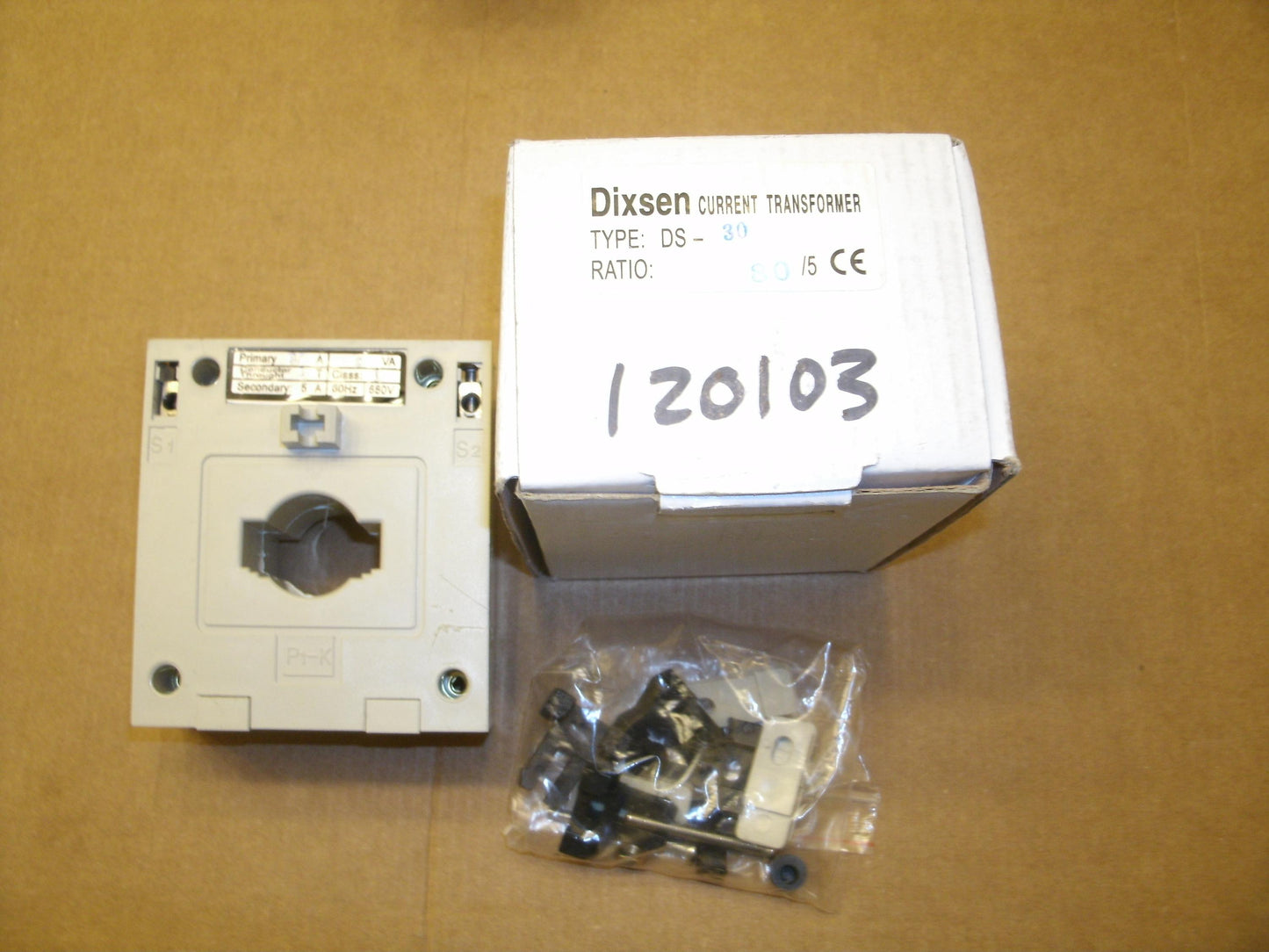 Dixsen Current Transformer Kit. New. Primary 80A.
