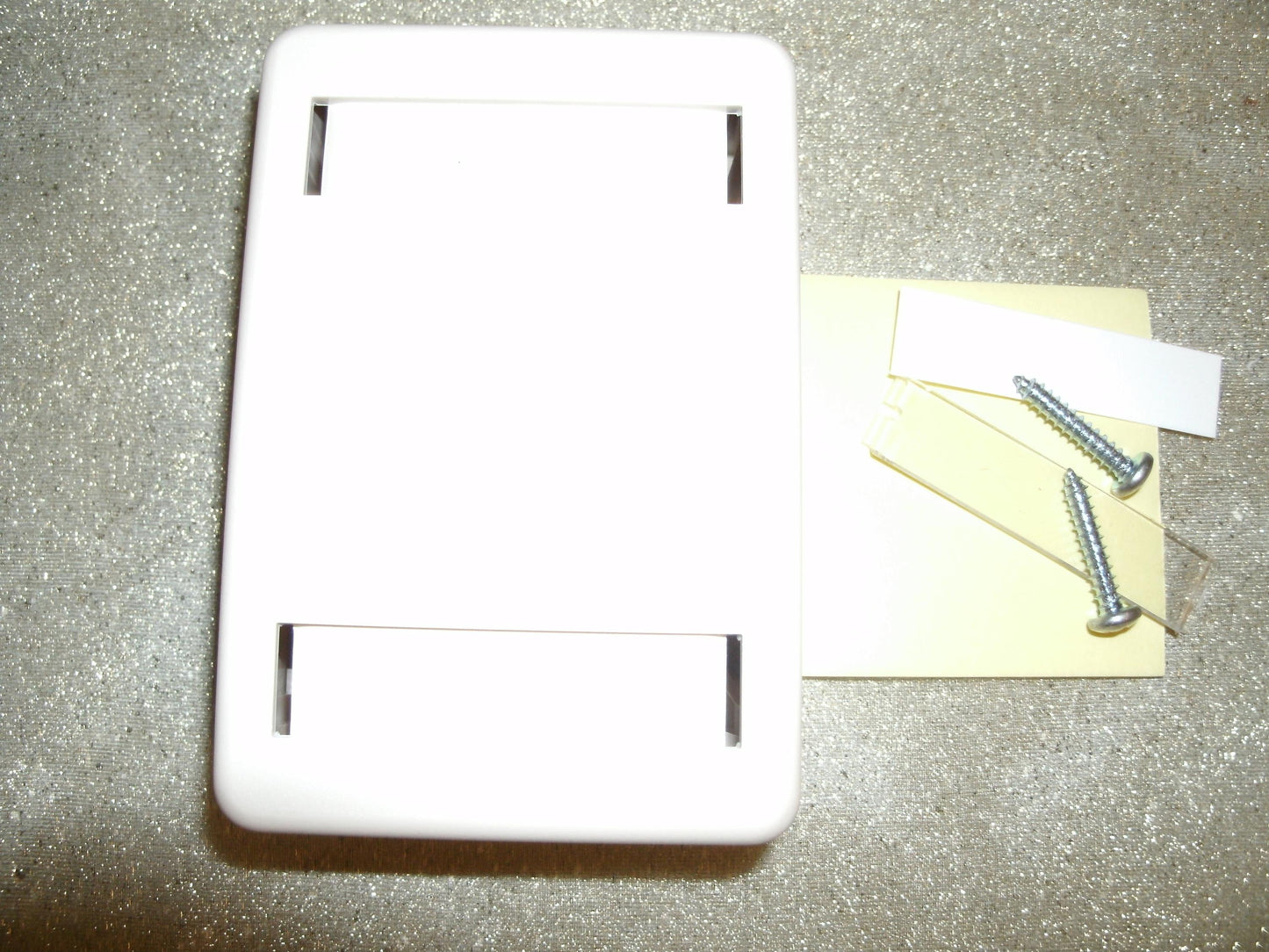 Ortronics OR-40400072 Tracjack Surface Mount Box. New.