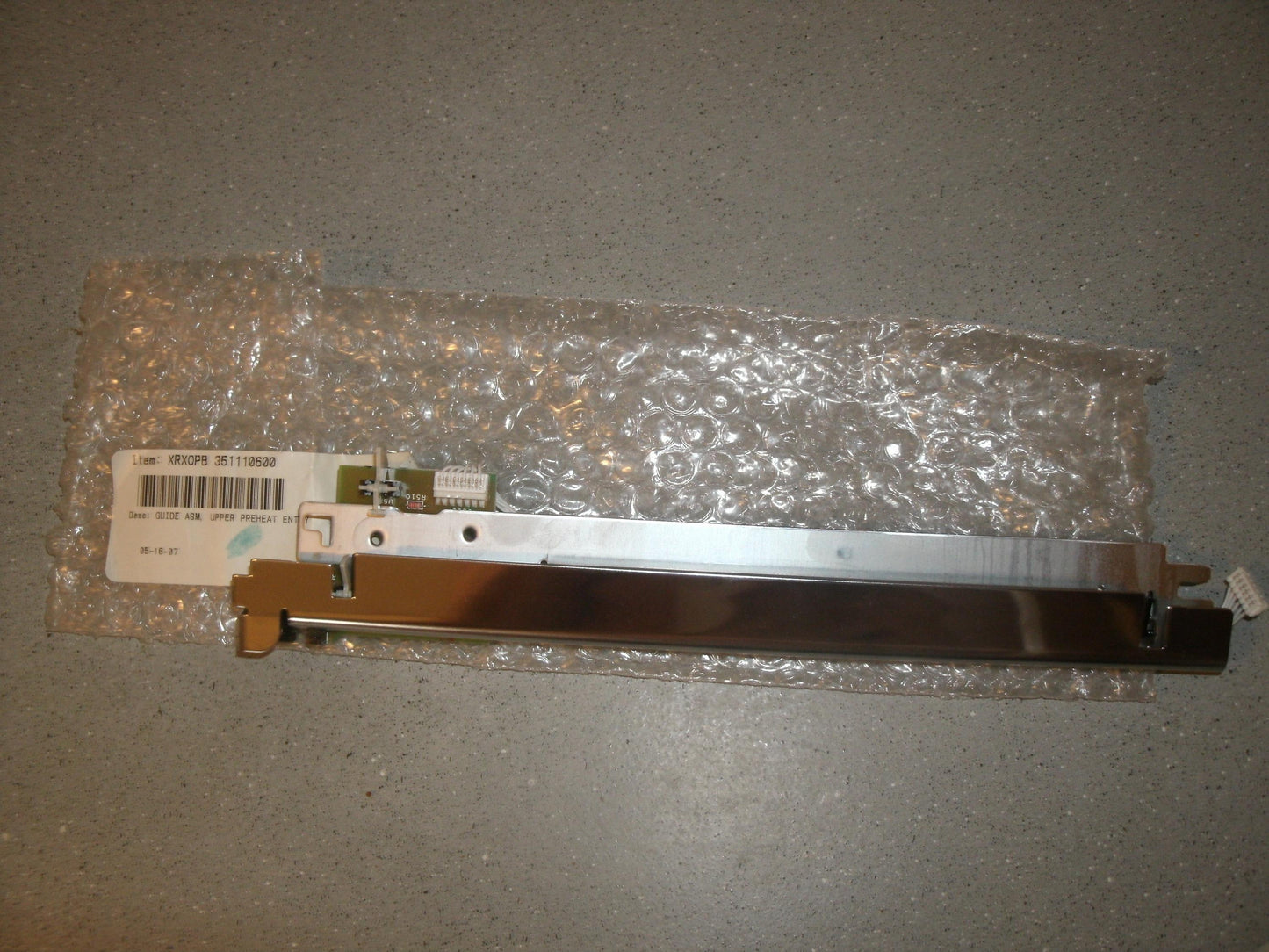 Xerox 351110600 Guide Assembly. Refurbished.